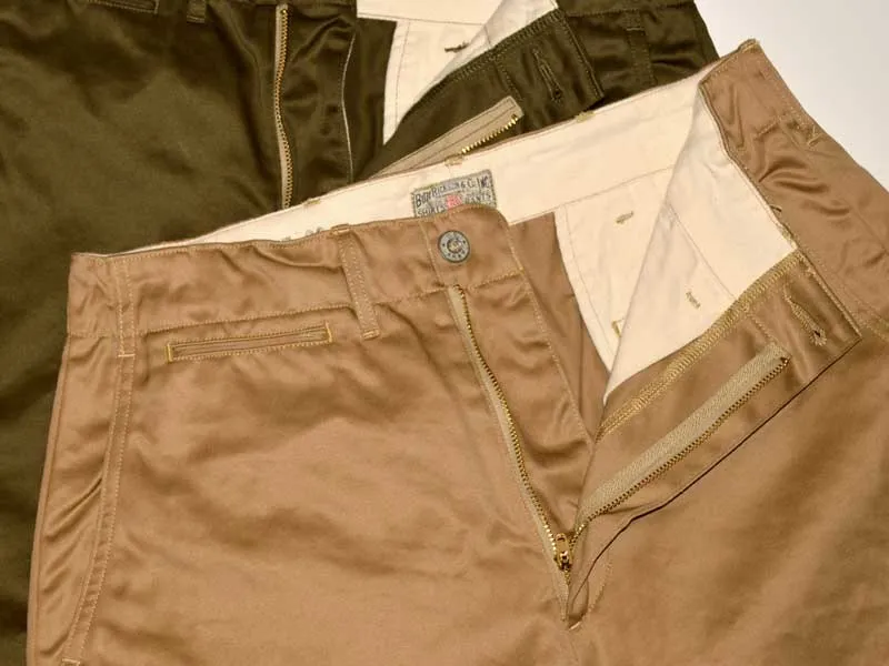 BUZZ RICKSON'S "BR52381" EARLY MILITARY CHINOS (MOD.) 1945 MODEL SHORTS